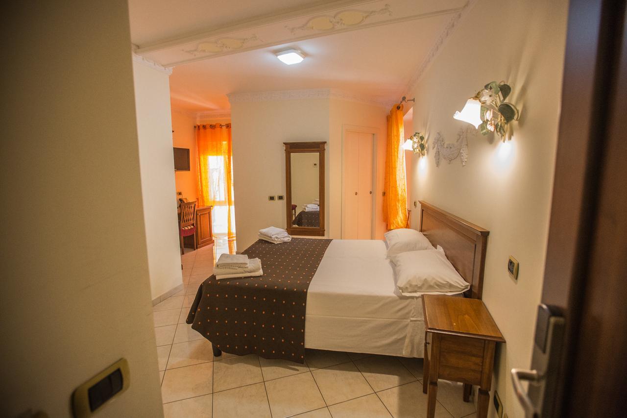 Hotel De Monti Rome Exterior photo