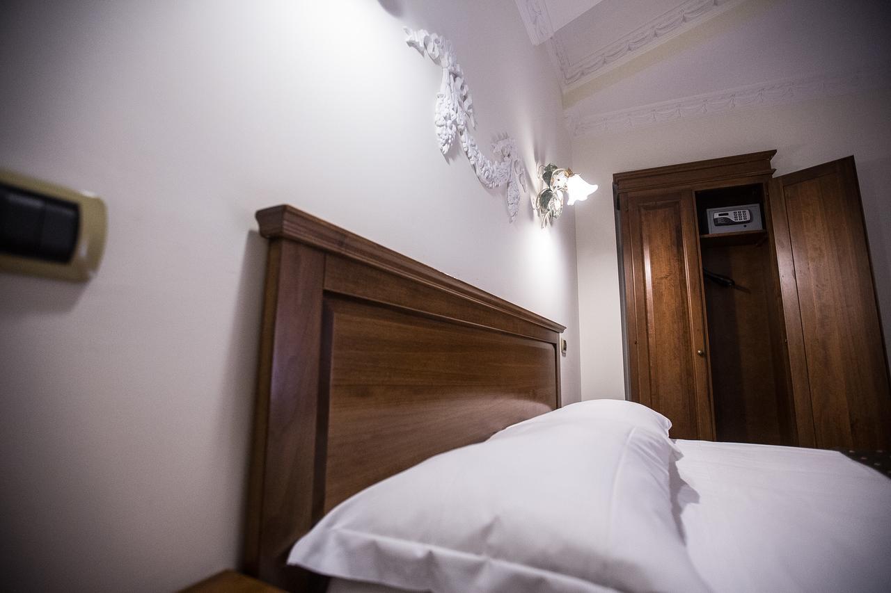 Hotel De Monti Rome Exterior photo
